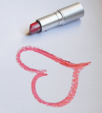 Lipstick Heart picture